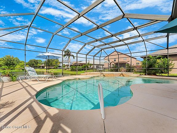 2nd image of 1177 Serengeti Way