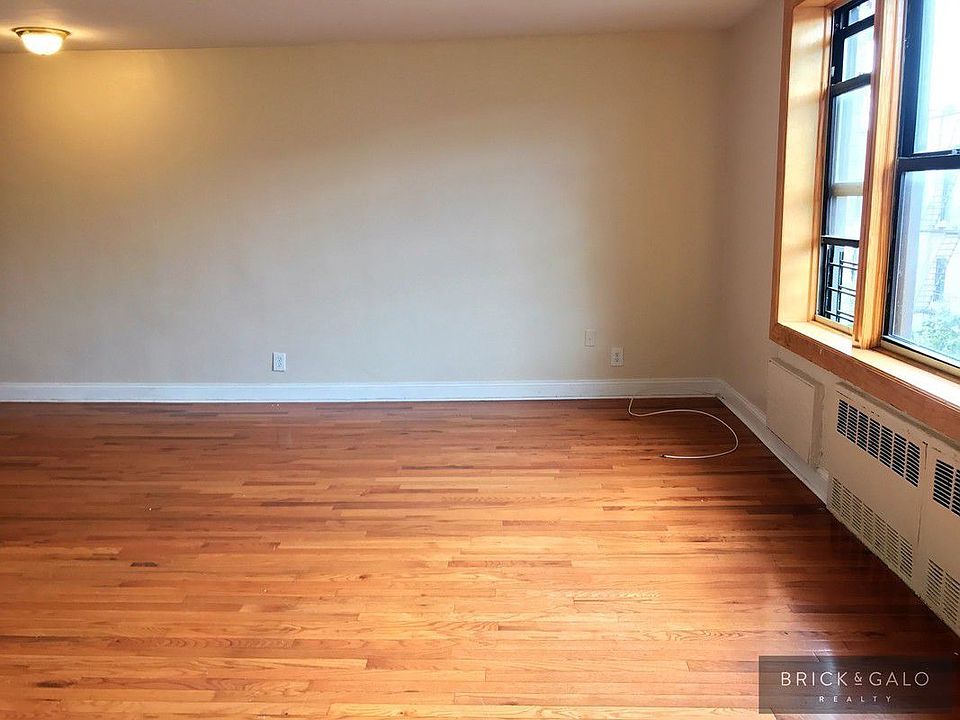 2nd image of 400 E 21st St APT 2H
