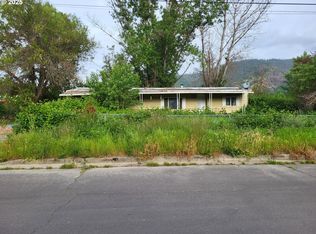 251 Alameda St, Myrtle creek, OR 97457