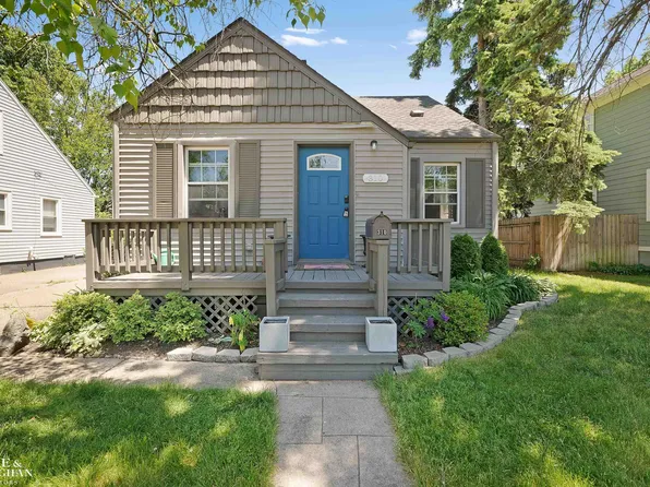310 N Altadena Ave, Royal Oak, MI 48067