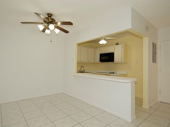 4th image of 1520 Mckinley Street #113-E