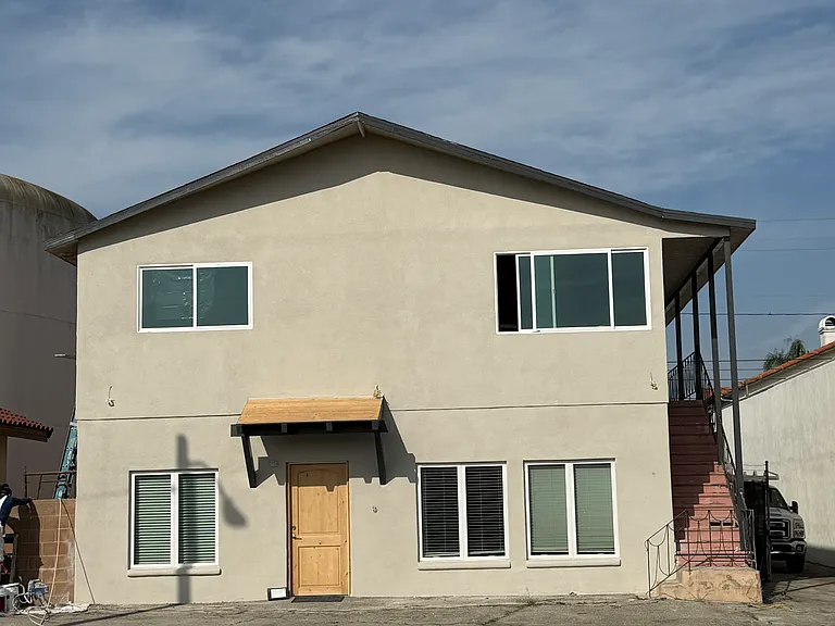 2217 Border Ave #C — Photo 1