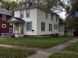 902 Belmont Rd, Grand Forks, ND 58201