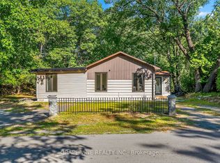 125 Hunter Cres, Ottawa, ON K0A 3M0