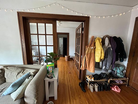 4th image of 516 University Ave SE APT 302