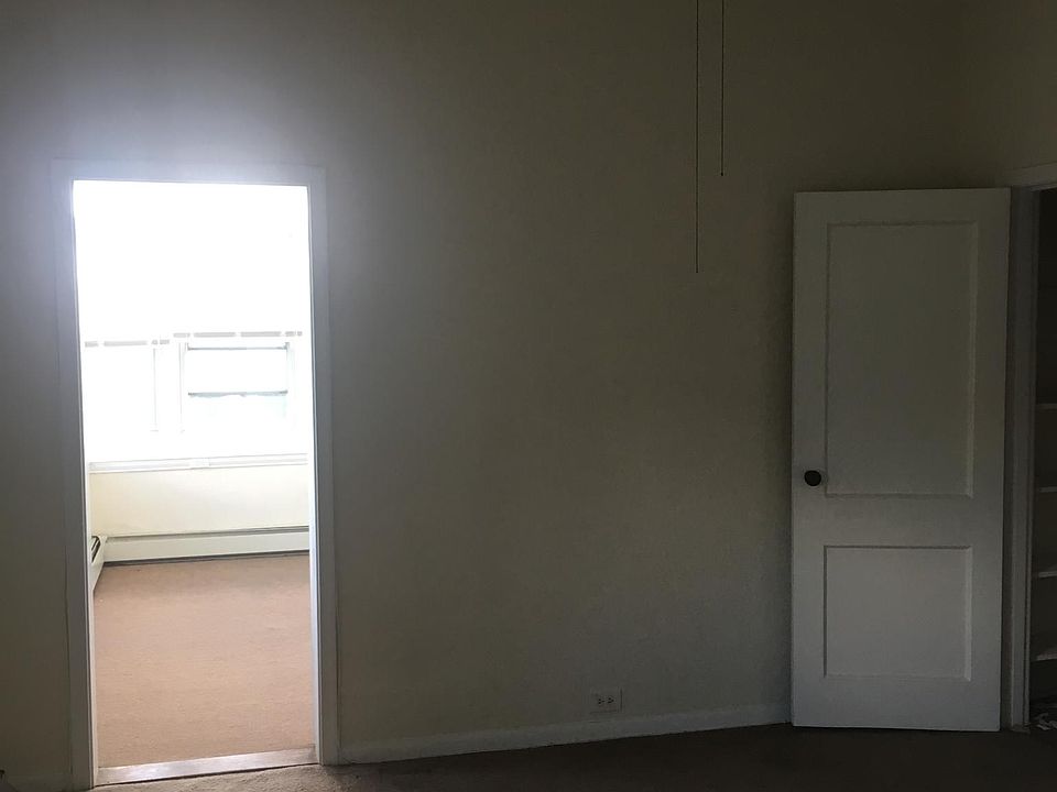 2nd image of 501 Livezey St #B
