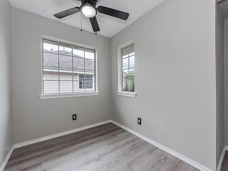 336 Capella Oaks Ln — Photo 19