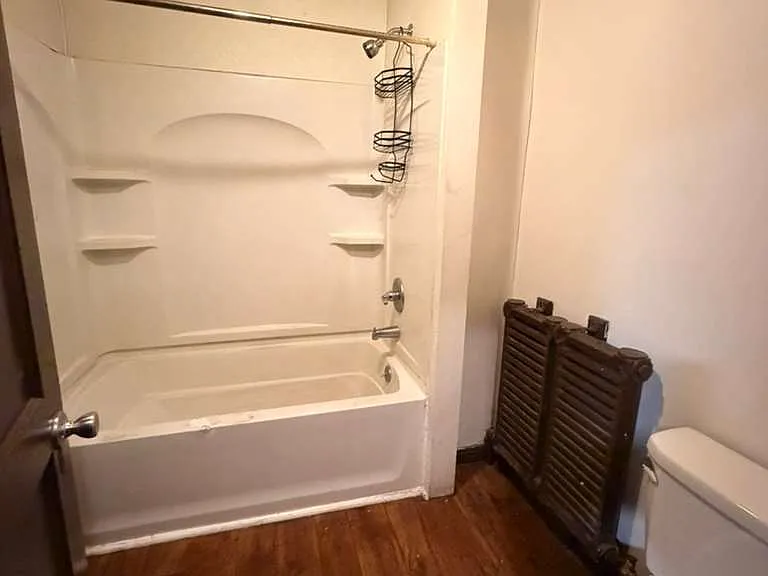 385 Orange St #2 — Photo 21