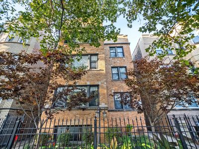 2218 W Thome Ave APT 3N, Chicago, IL, 60659