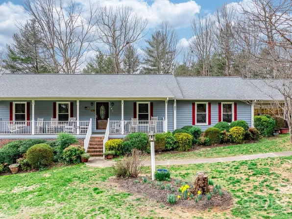 141 Adams St, Connelly Springs, NC 28612
