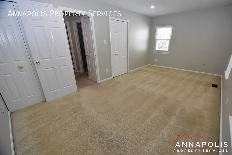 17 Mooring Point Ct — Photo 14