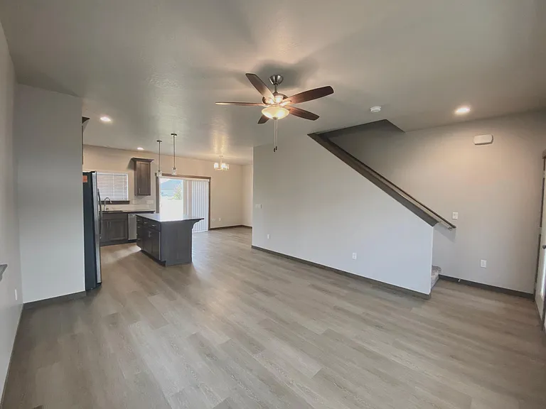 4354 N Donovan Ln — Photo 4