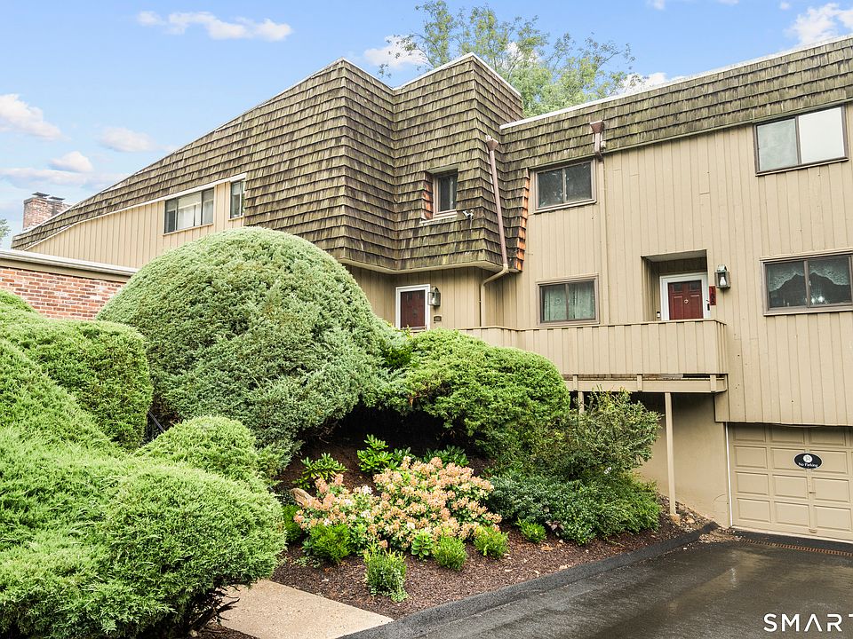1st image of 186 Gillies Lane #186