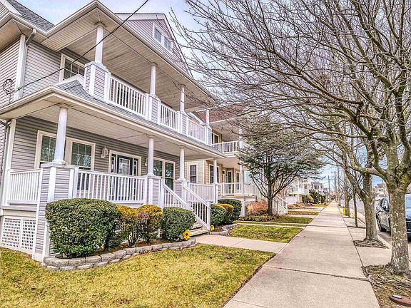 3rd image of 1728 Central Ave #2
