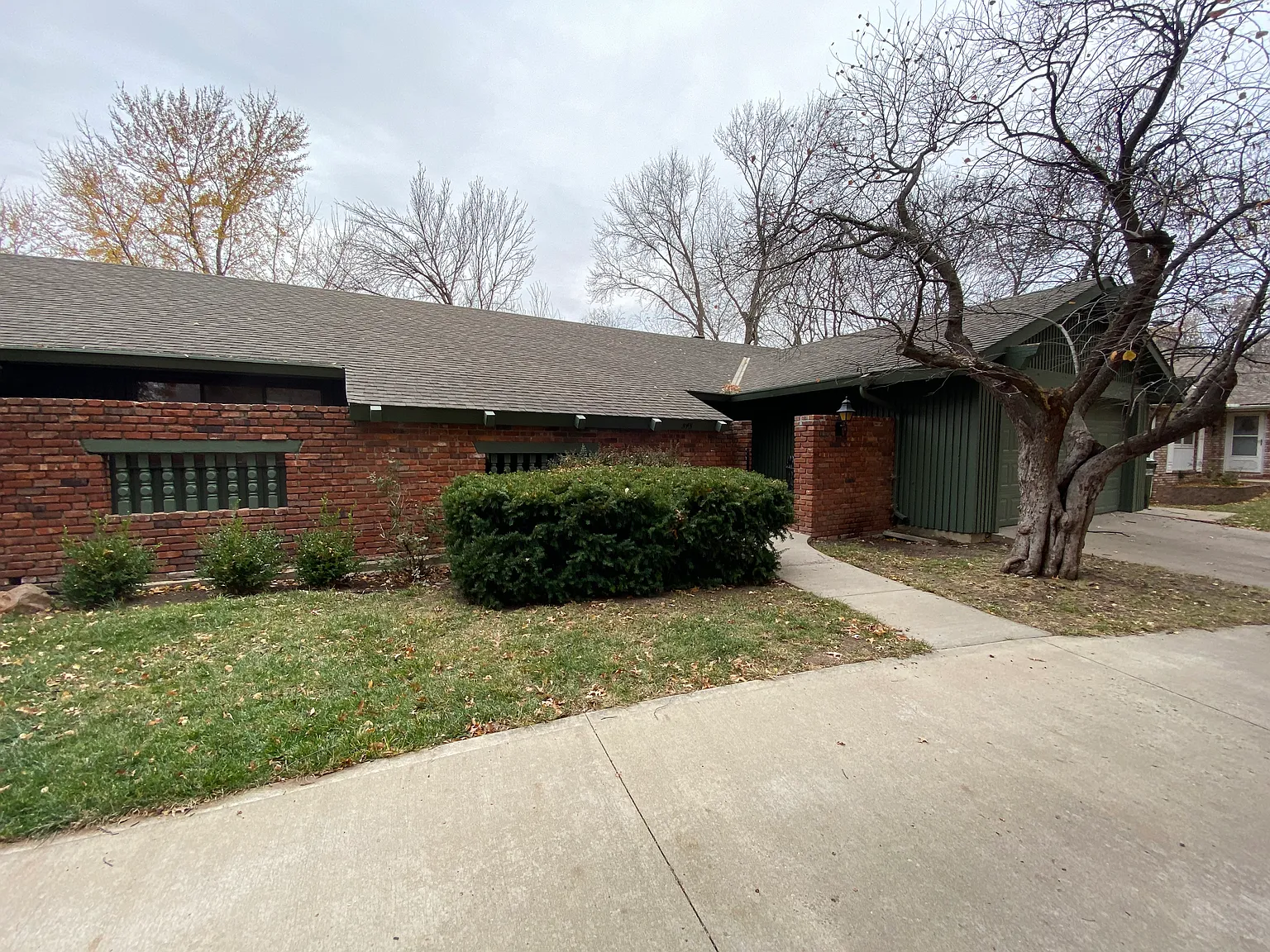 2 bed, 1288 sqft, $1,800 — Photo 2
