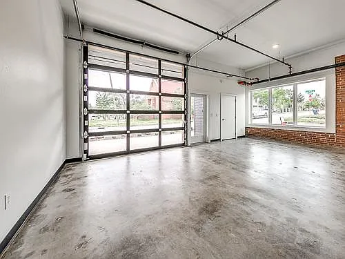 Studio, 1200 sqft, $1,600 — Photo 3