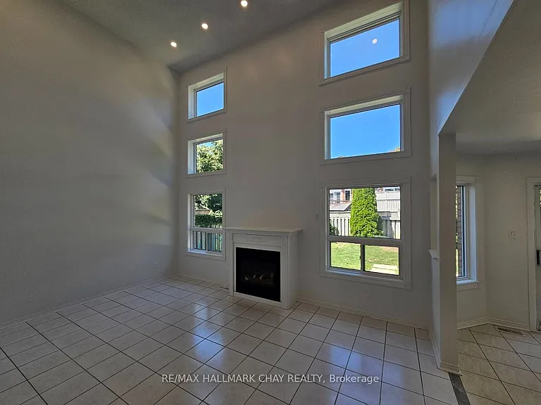 219 Wessenger Dr — Photo 10