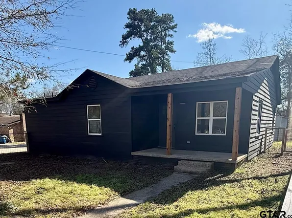 314 E Madison St, Overton, TX 75684