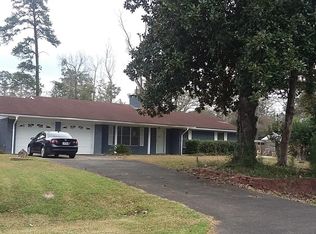 308 Cypress Bend Dr, Village Mills, TX 77663