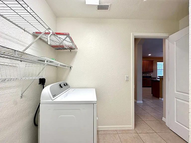 1799 Scarlett Ave — Photo 58
