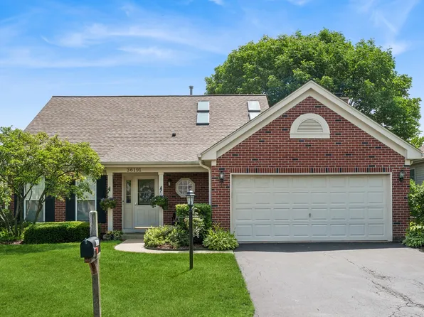 36191 N Old Creek Ct, Gurnee, IL 60031