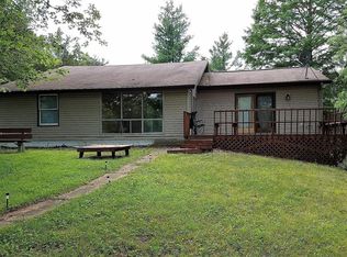 2202 Lakeshore Dr, Centralia, IL 62801