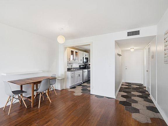 3rd image of 4700 Washington St APT 506