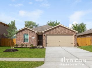 317 Summer Horse Dr, La Marque, TX 77568