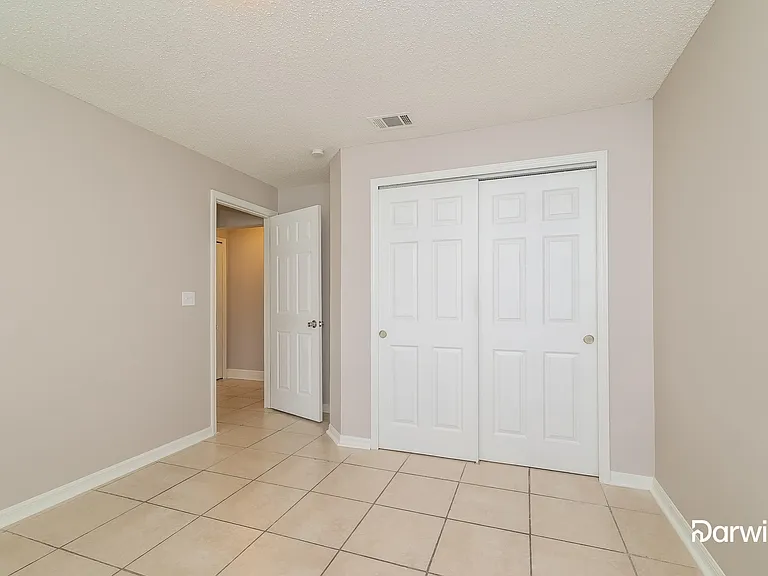 626 McKinley Ct — Photo 11