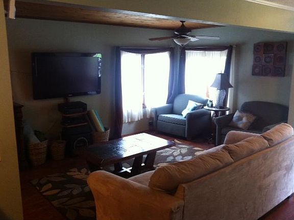 5th image of 147 34th Ave N