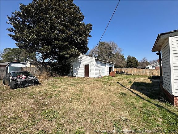 5th image of 1110 Martindale Dr