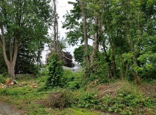 15 Sussex St, Saugus, MA 01906