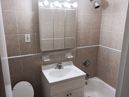 1st image of 139-15 83rd Avenue #707