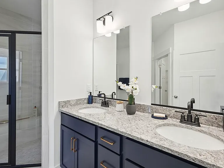 16209 White Oak Tree Ct #16209 — Photo 4