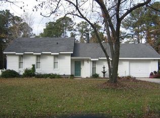 1938 Christian Ln, Kinston, NC 28504