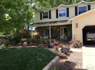 9 Windflower Ct, Pueblo, CO 81001