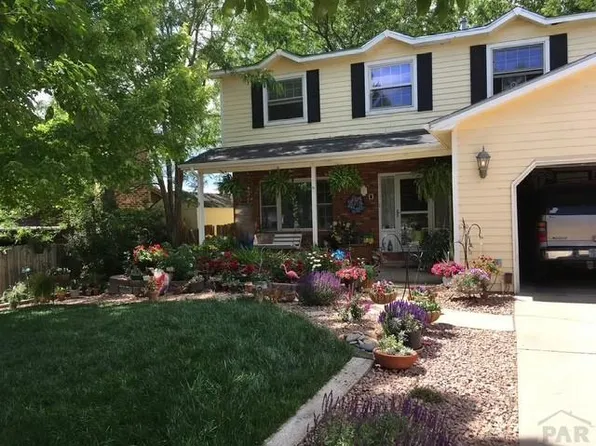 9 Windflower Ct, Pueblo, CO 81001