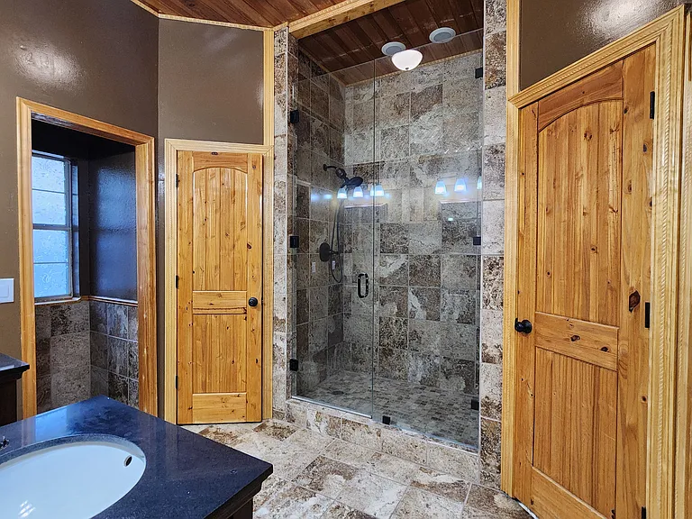 2906 Whetstone Ln — Photo 20