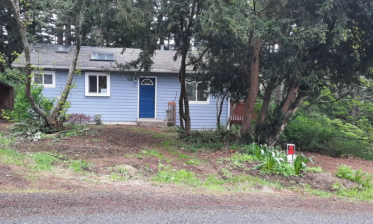 $1,900 / 1br - 640ft2 - Lovely 1BD/1BA Toad Lake House close to Bellingham — Photo 1
