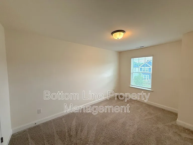 1520 Cedar Tree Dr — Photo 14