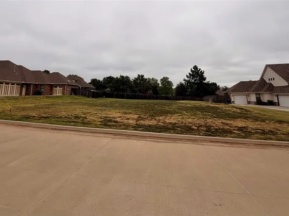 1917 Carleton Ln Lot 10, Shawnee, OK 74804