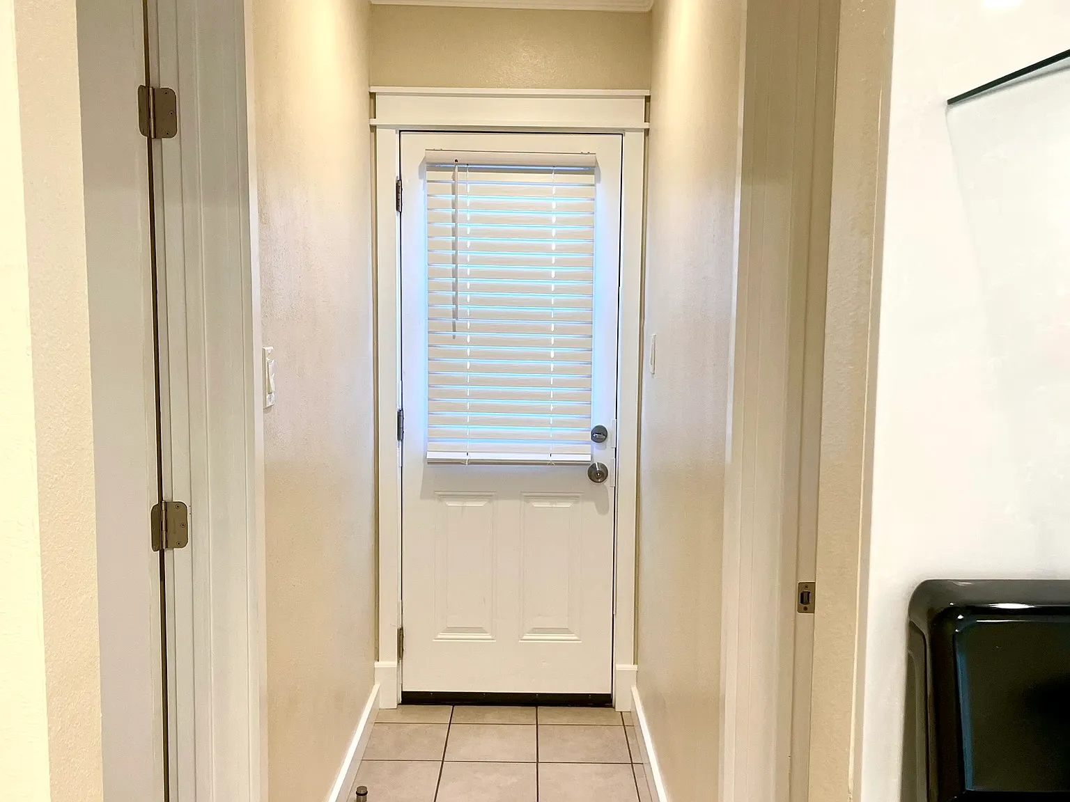 1 bed, $2,245 — Photo 2