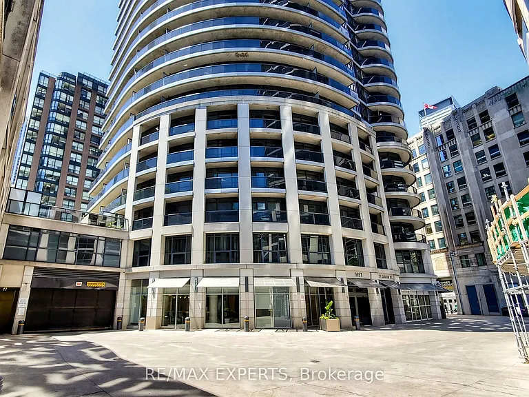 21 Carlton St #507 — Photo 2