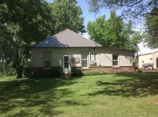 425 W Hibbard St, Fillmore, MO 64449