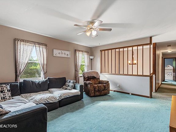 5th image of 1305 Ridgeway Cir