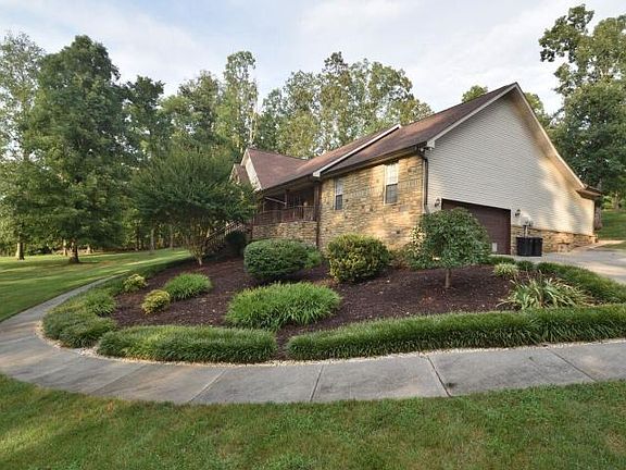 4th image of 350 Ashley Dr