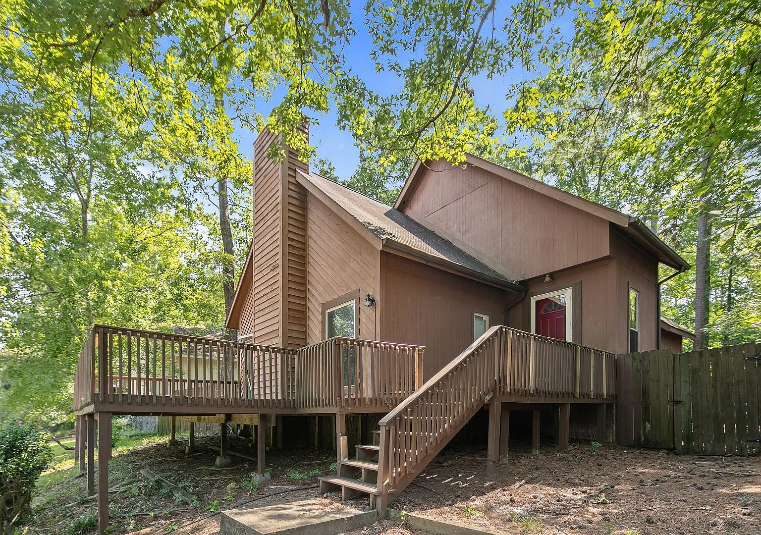 324 Youngberry — Photo 4