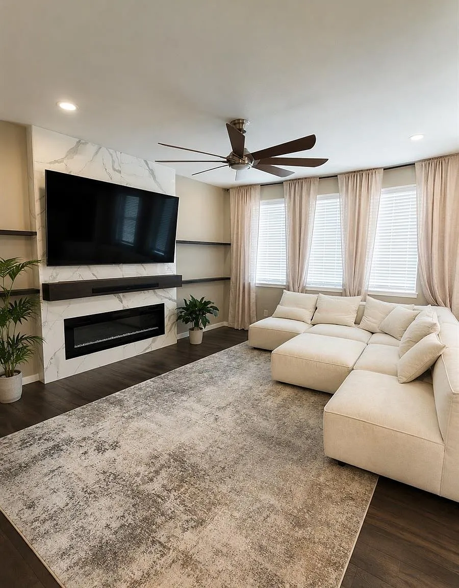 4 bed, 2.5 bath, 2428 sqft, $3,800 — Photo 3