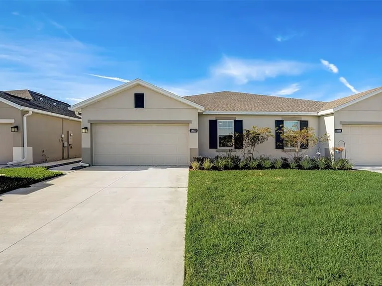 18027 Turning Leaf Cir — Photo 2