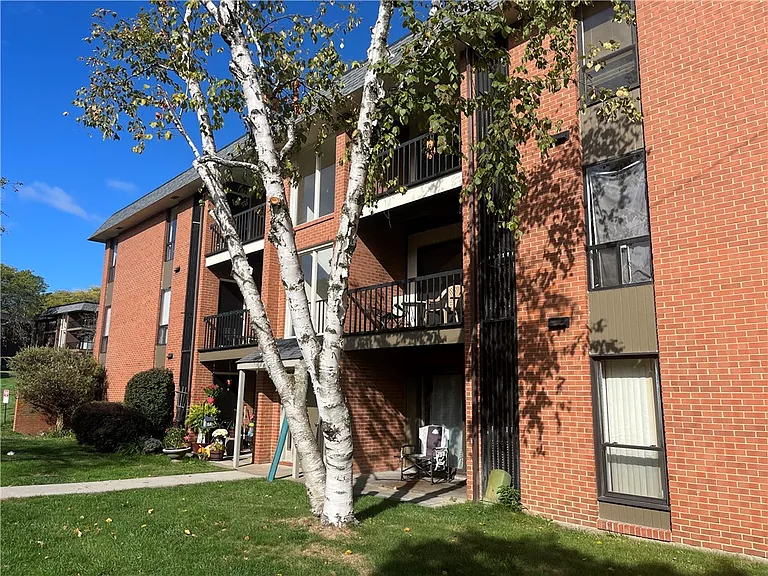 1000 College Park Dr #9 — Photo 27